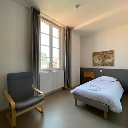 Hotell Saint Louis Beaulieu - 3*